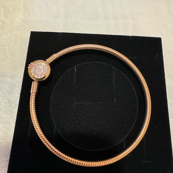 Pandora Sparkling Crown O Snake Chain Bracelet - Picture 4 of 7